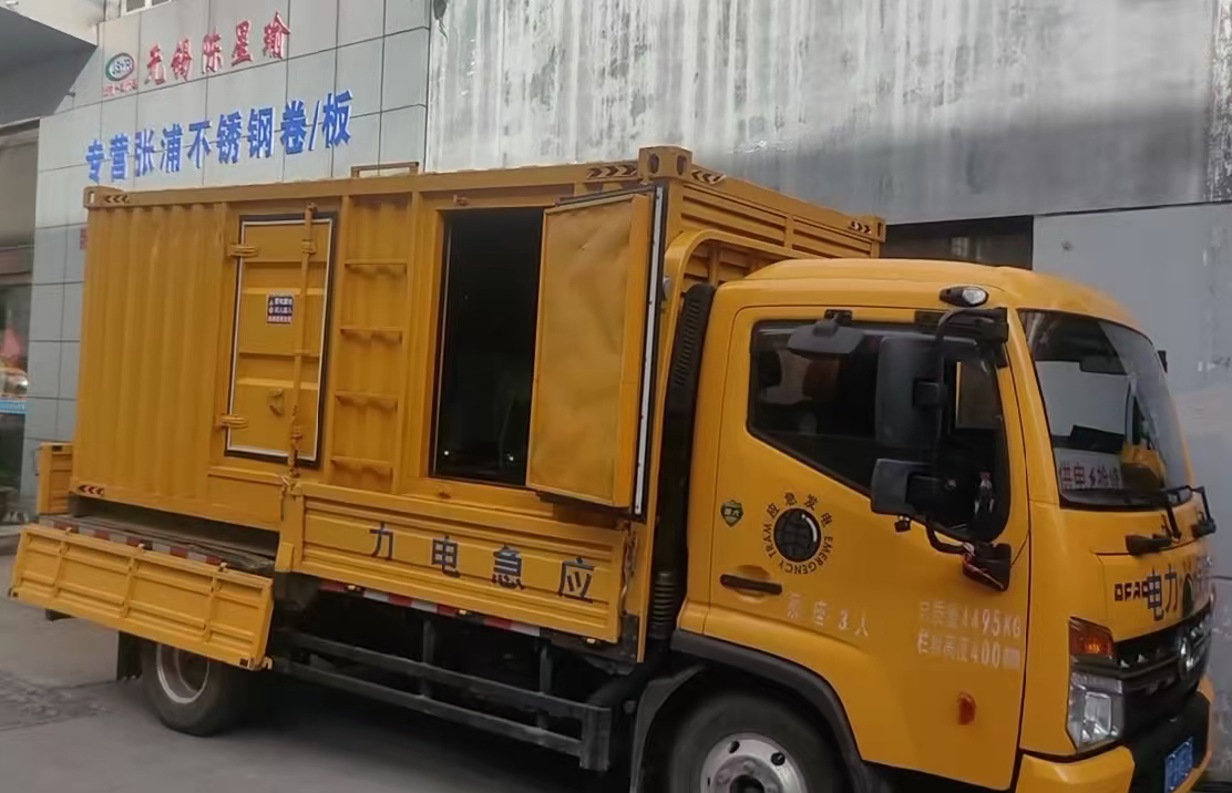 灵武柴油发电机组负载测试时应如何监控机组的运行状态？