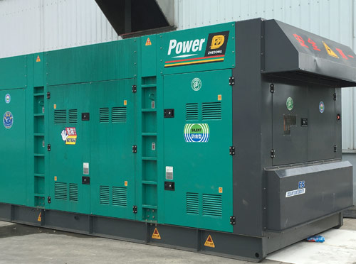 灵武升级发电机组的过程中需要注意哪些安全事项？