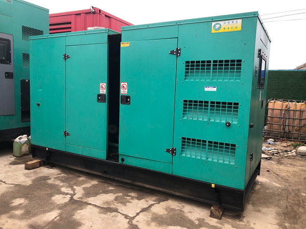 灵武怎样合理控制磷酸铁锂蓄电池的充放电倍率以延长其使用寿命？